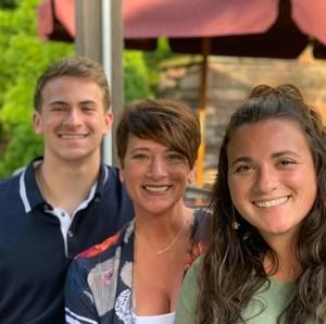 Meet your Posher, Tina